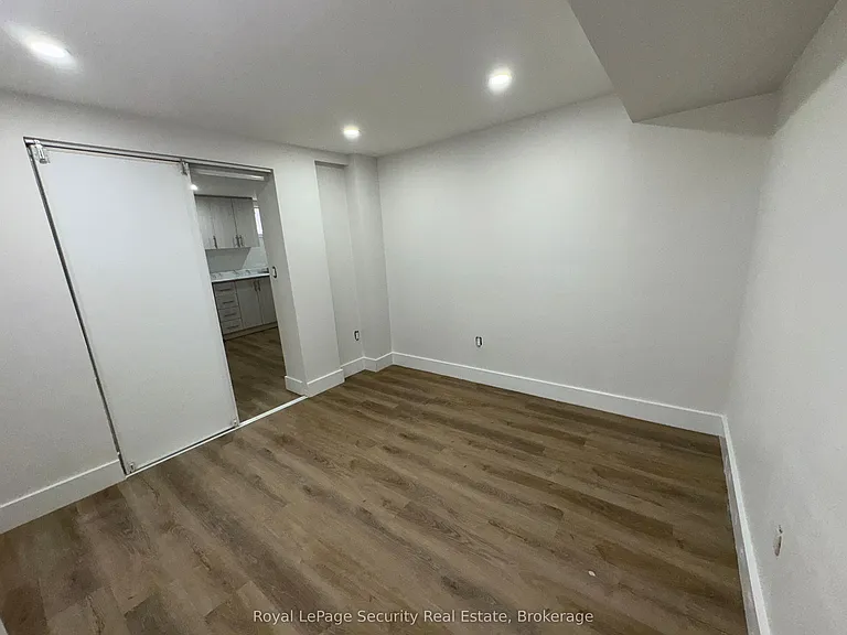 56 Leduc Dr #1B — Photo 8