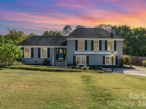 2nd image of 4212 Montibello Dr