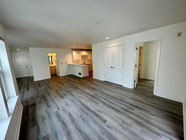 View 420 — Photo 14