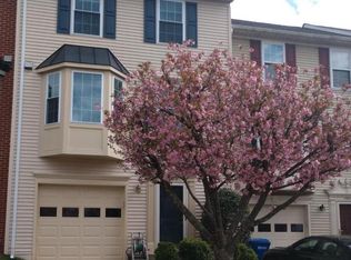 13812 Rampant Lion Ct, Centreville, VA 20120