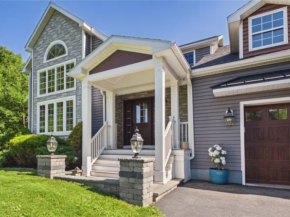 67 Peruville Rd, Lansing, NY 14882