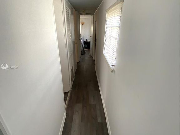 5th image of 17 W Lake Dr