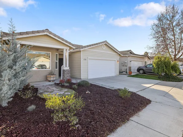 135 Headwaters Road, Templeton, CA 93465