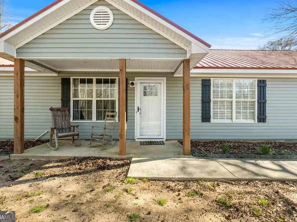 293 Summer Dr, Gay, GA 30218