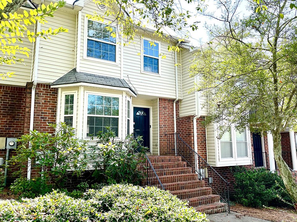 1st image of 2264 Oak Glenn Cir