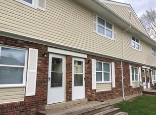 31 Elm St, Berea, KY 40403