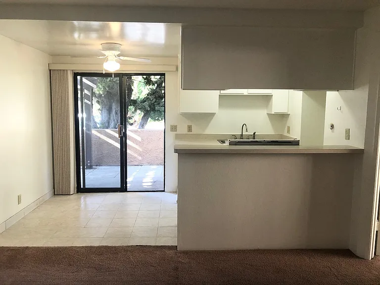 Del Norte Apartments — Photo 6