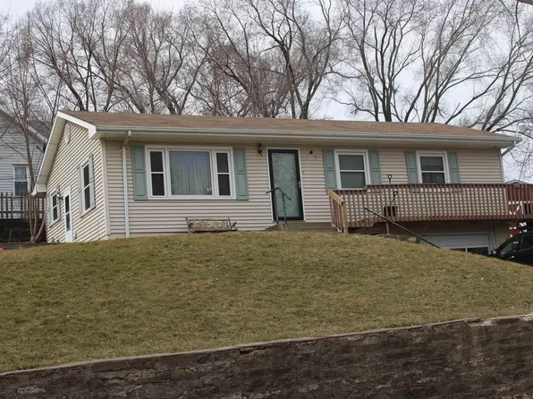 106 N Elsie Ave, Davenport, IA 52804