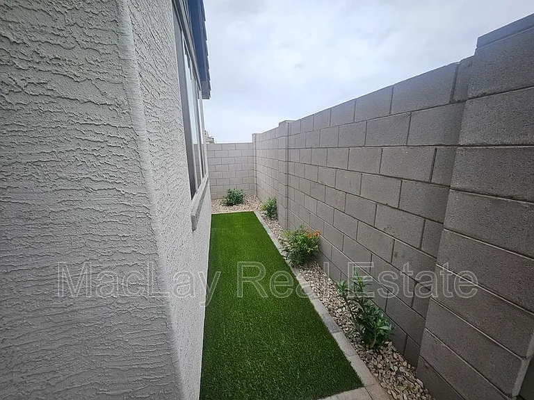548 W Fremont Pass — Photo 20