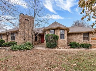 5546 S Kimbrough Ave, Springfield, MO 65810