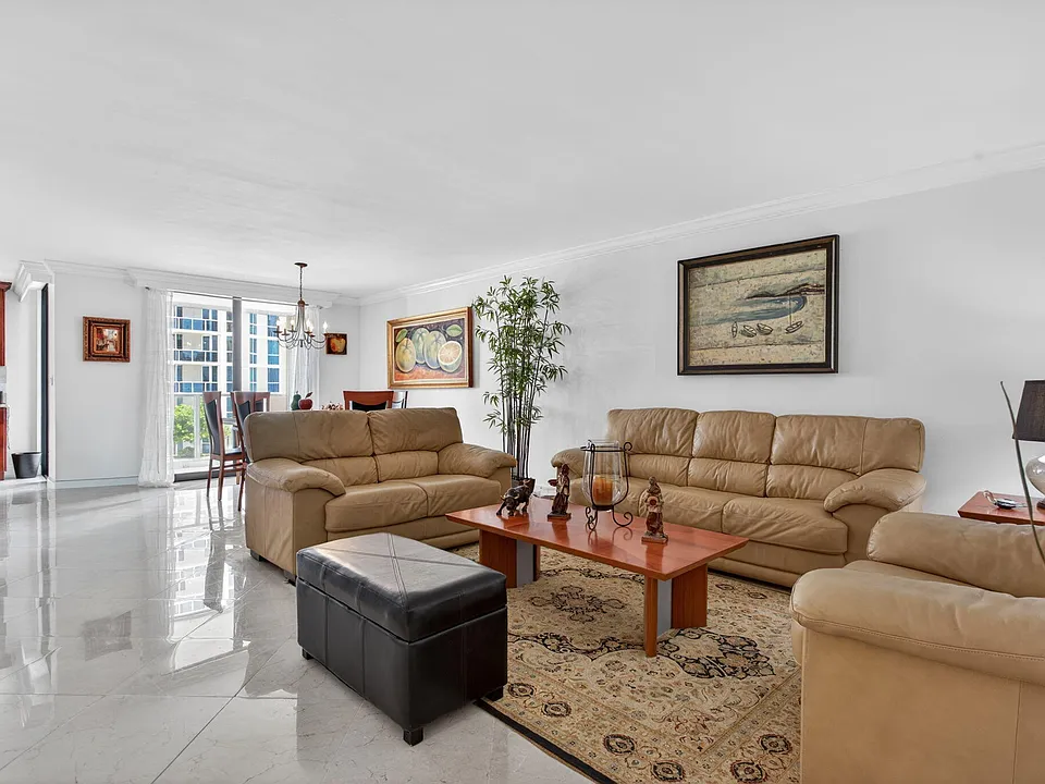 1000 S Ocean Blvd #5J