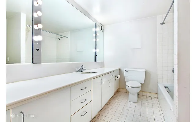 Rented by Douglas Elliman | media 8