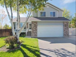 6821 S Silverleaf Cir, West Jordan, UT 84081