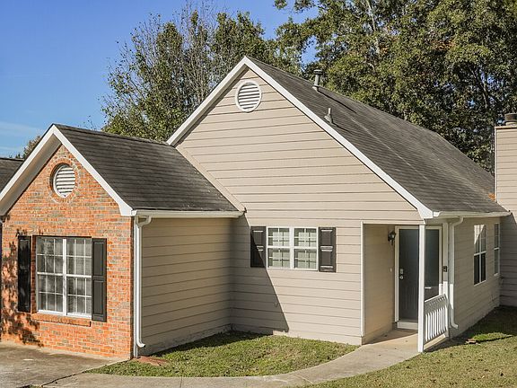 3rd image of 1499 Cain Ct N