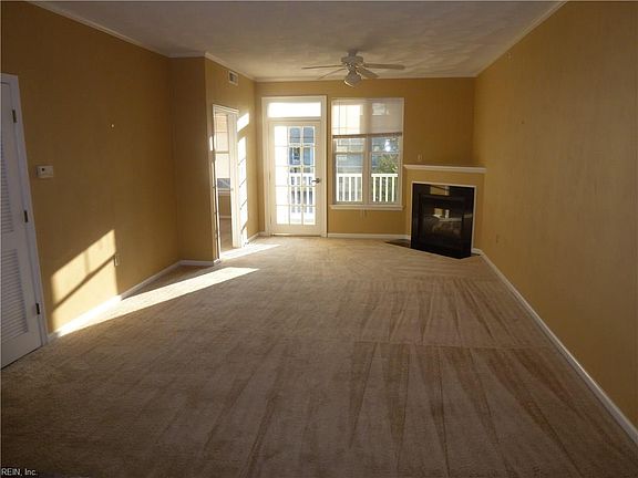 4th image of 2984 Shore Dr Unit 202