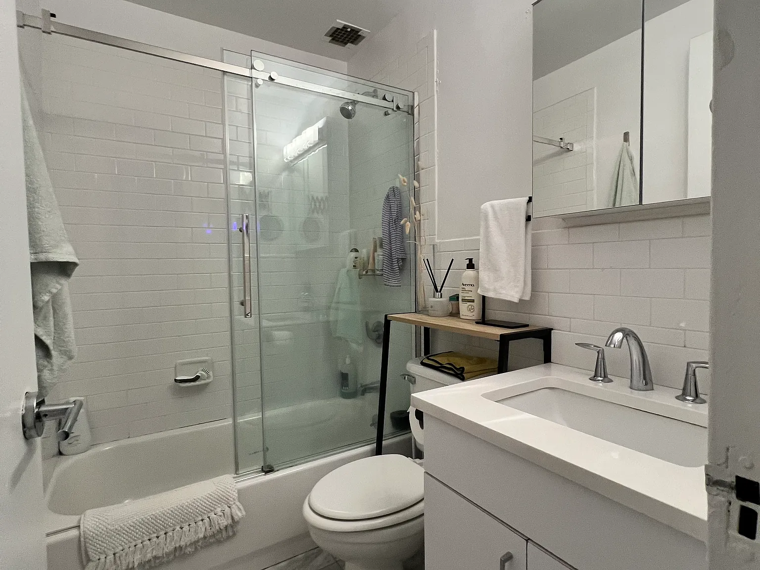 160 West 73rd Street — Photo 4