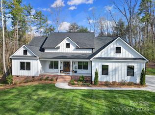 856 Bellegray Rd, Clover, SC 29710