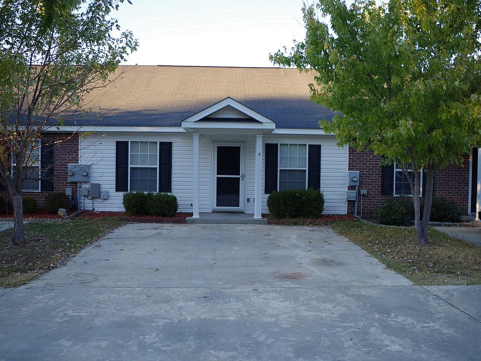 1st image of 4465 Belair Dr Suite 4