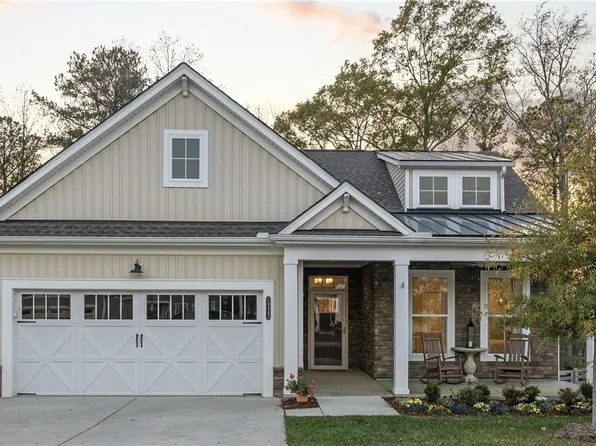 10443 Chickahominy Falls Ln, Glen Allen, VA 23059