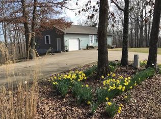 137 Gentry Cir, Dover, TN 37058