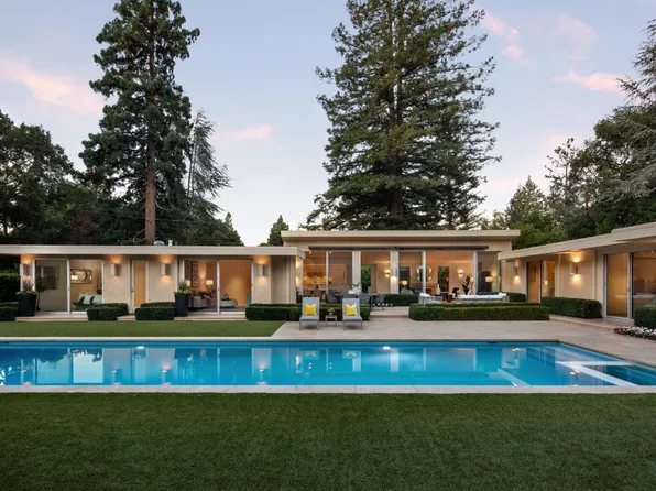 1055 Valparaiso Ave, Menlo Park, CA 94025