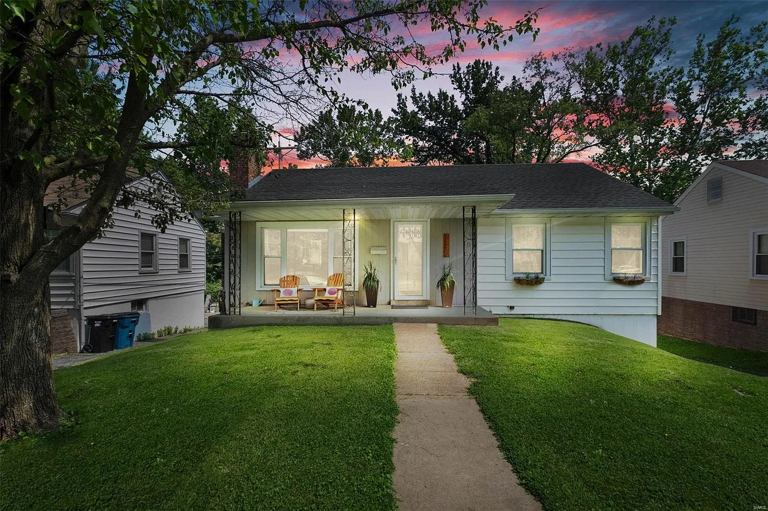 7129 Circleview Dr photo 1