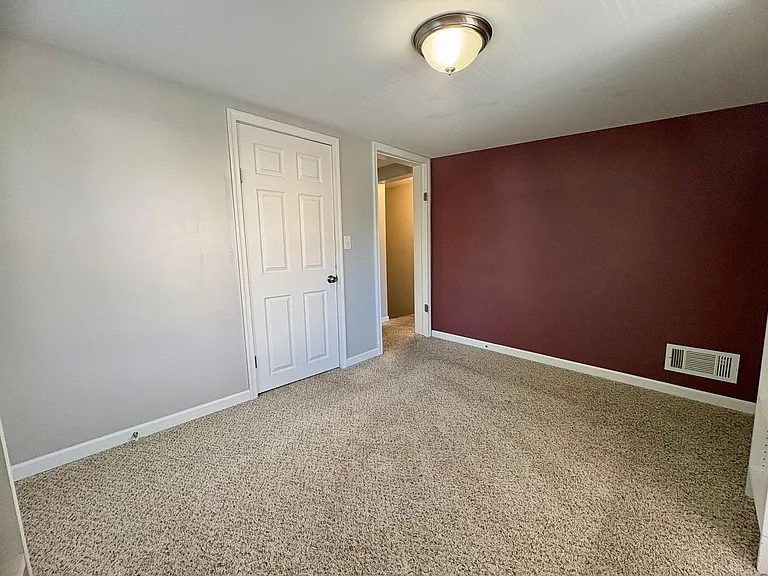 6550 Somerset St — Photo 26