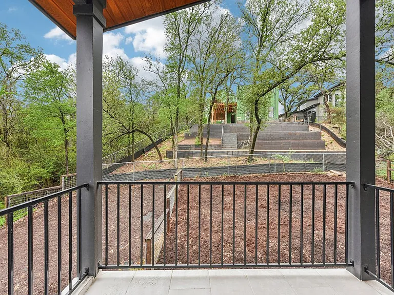 3607 Grant St #A — Photo 32