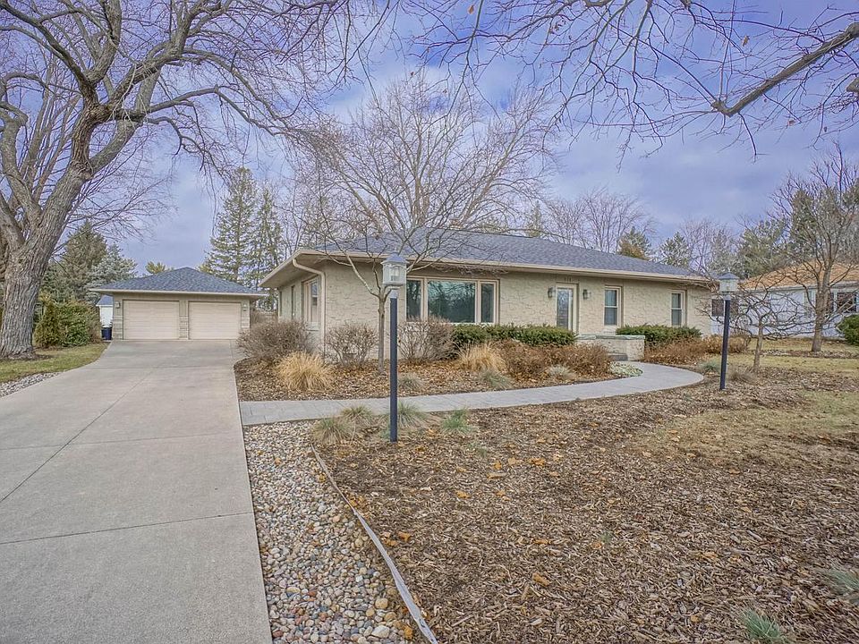 1st image of 928 Marymere DRIVE
