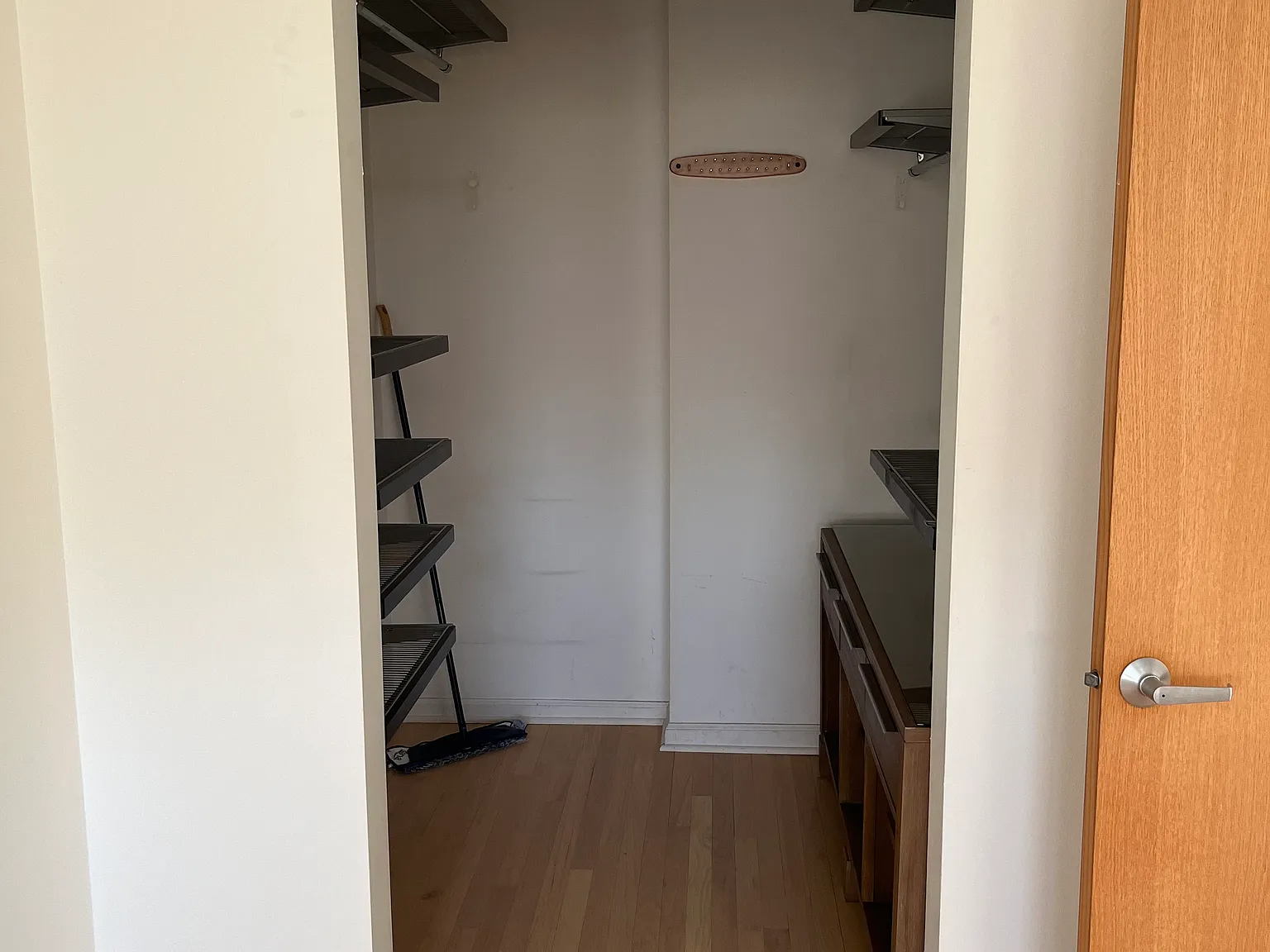 1 bed, 633 sqft, $2,300 — Photo 4
