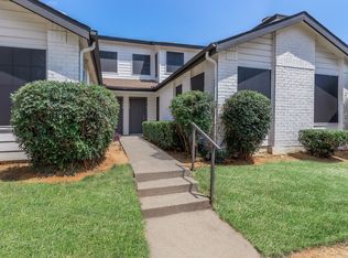 8951 Randol Mill Rd #411, Fort Worth, TX 76120