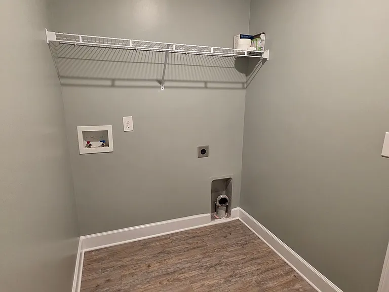130 Clover Point Cir — Photo 13