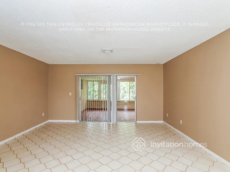 1581 Wyndcliff Dr — Photo 6