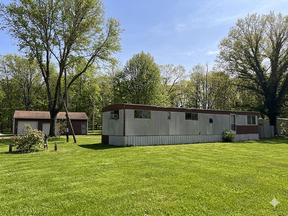 1st image of 1717 51st St