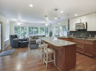 17175 Chiltern Hills Rd, Minnetonka, MN 55345