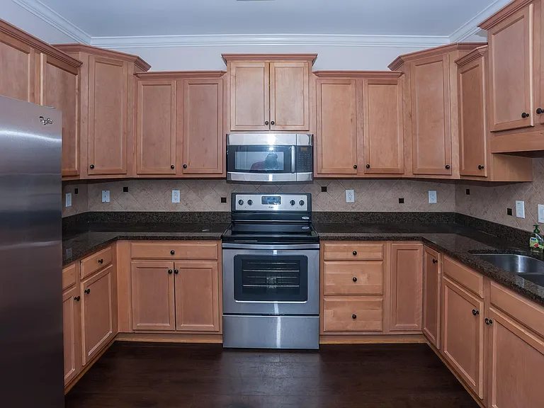 5005 Spellow Ln — Photo 10