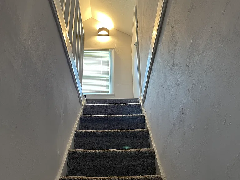 550 S Arlington Ave — Photo 21