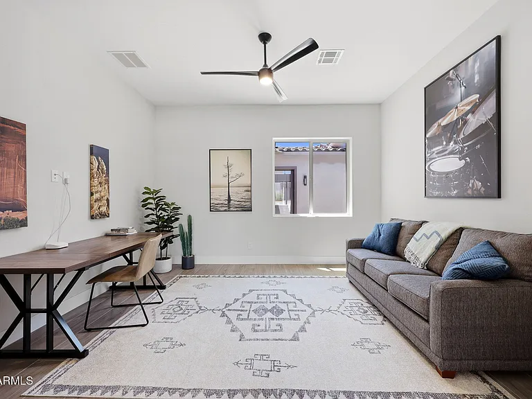 6896 E Lomas Verdes Dr — Photo 18