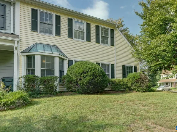 1471 Minor Ridge Ct, Charlottesville, VA 22901