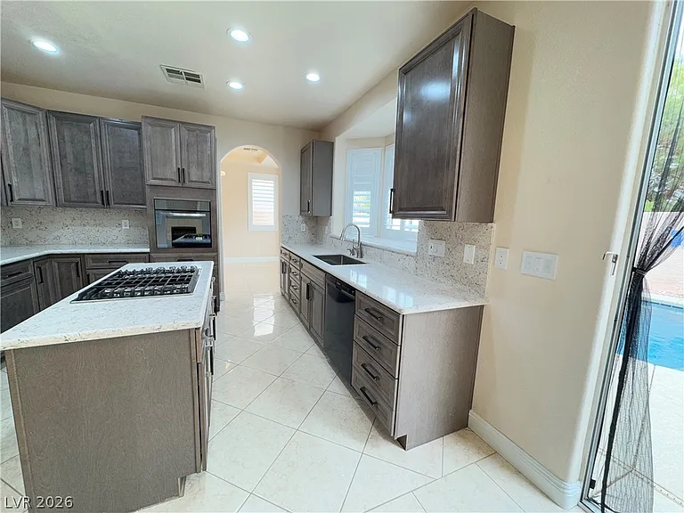 3532 Shemtove Ct — Photo 9