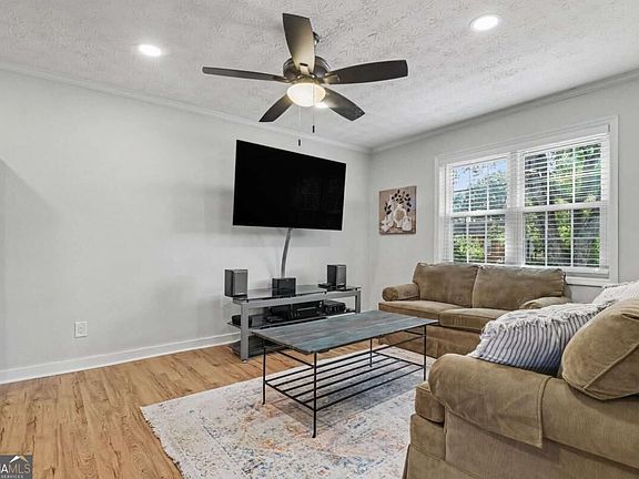 3rd image of 280 Winding River Dr Unit F