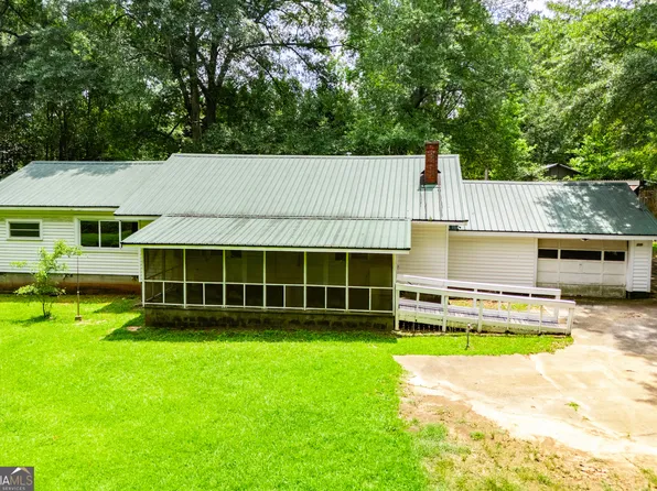 100 Redwine Dr, Newnan, GA 30263