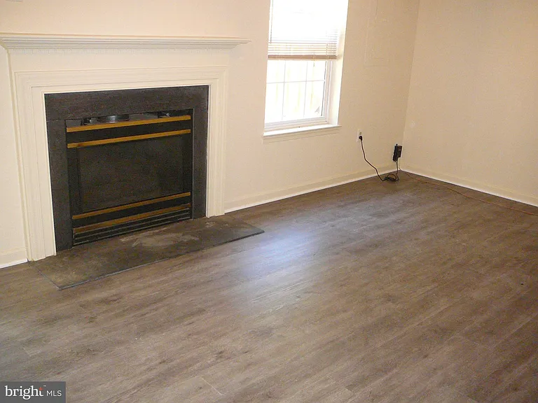 406 Park Cove Dr — Photo 16