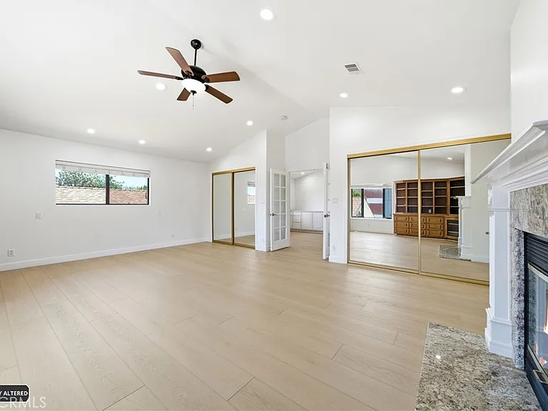 24620 Moon Ave — Photo 29