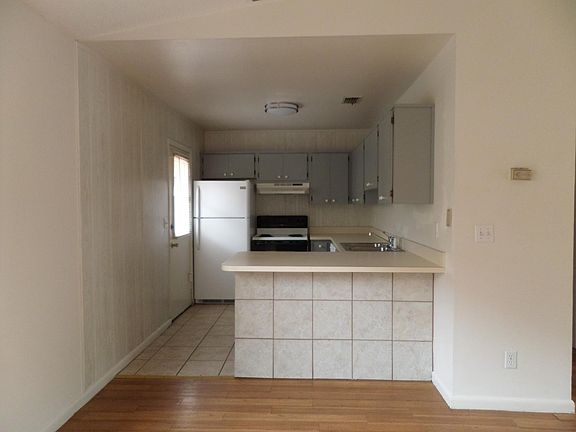 3rd image of 7756 62nd Way N APT B