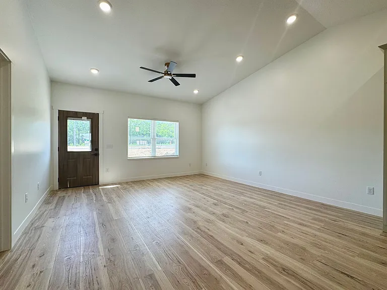 1710 Whitetail Way — Photo 3