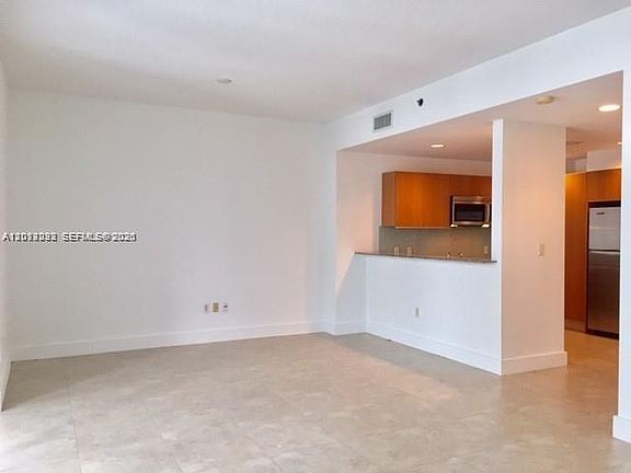 3rd image of 1050 Brickell Ave APT 2922