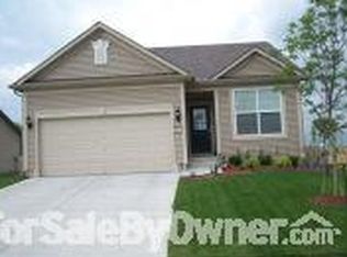 4820 SW Davis Dr, Lees Summit, MO 64082