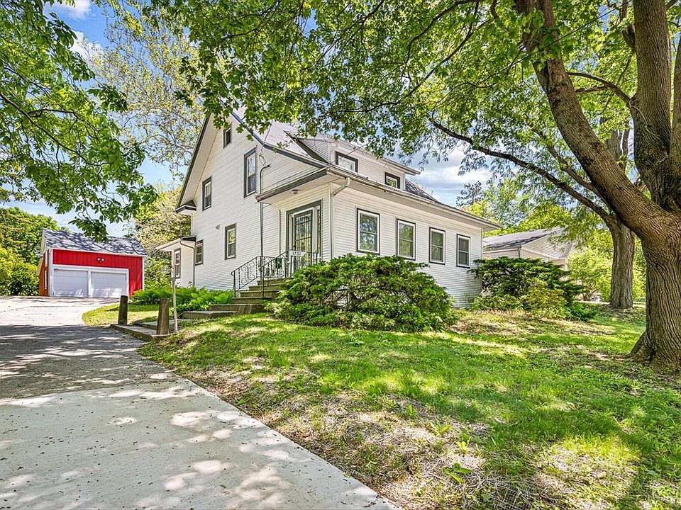 1st image of 1701 Parkview Ave