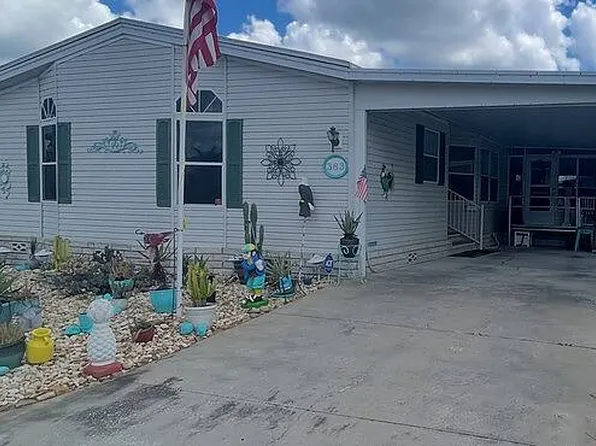 383 Plantation Landings Dr, Haines City, FL 33844